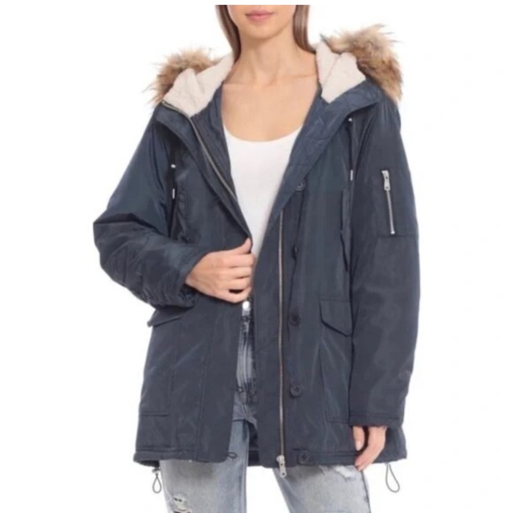 Avec Les Filles Women's Navy Parka with Faux Fur Hood
